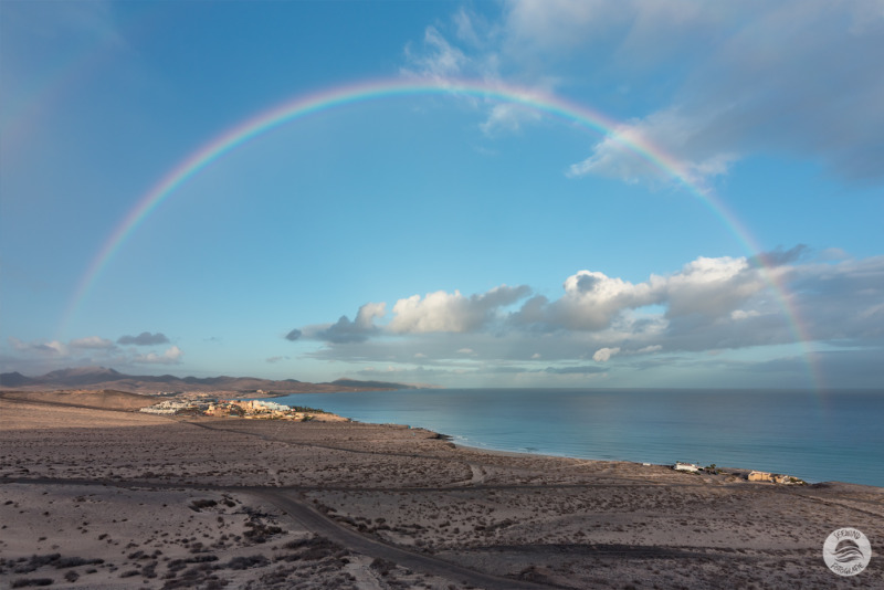 Granitfelsen am Strand von Anse Patates (Seychellen)